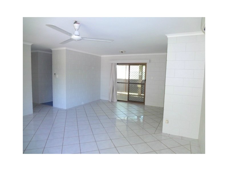 40 Anderson Road, Woree QLD 4868