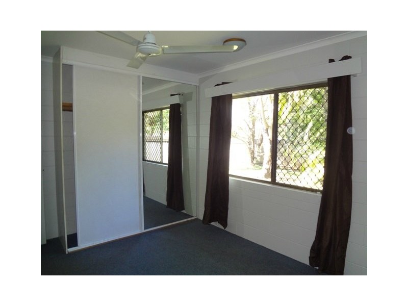 40 Anderson Road, Woree QLD 4868