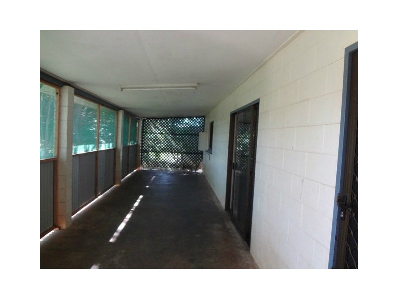 40 Anderson Road, Woree QLD 4868