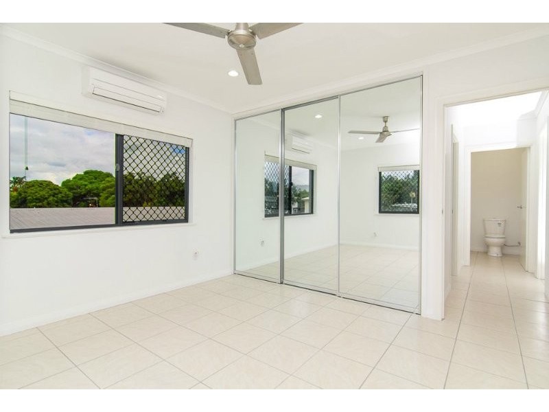 285 Aumuller Street, Westcourt QLD 4870