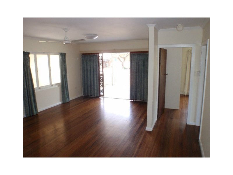 149 Greenslopes Street, Edge Hill QLD 4870