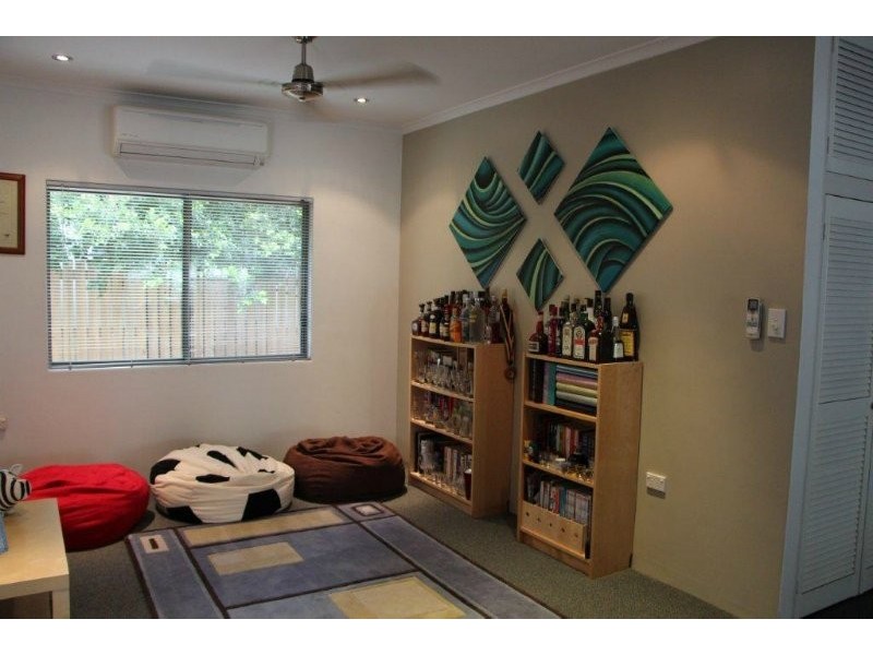 4 Norris Street, Whitfield QLD 4870