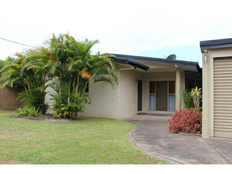 4 Norris Street, Whitfield QLD 4870