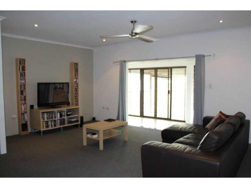 4 Norris Street, Whitfield QLD 4870