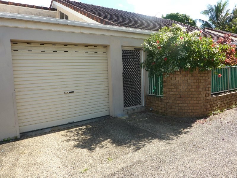 2/370 Severin Street, Parramatta Park QLD 4870
