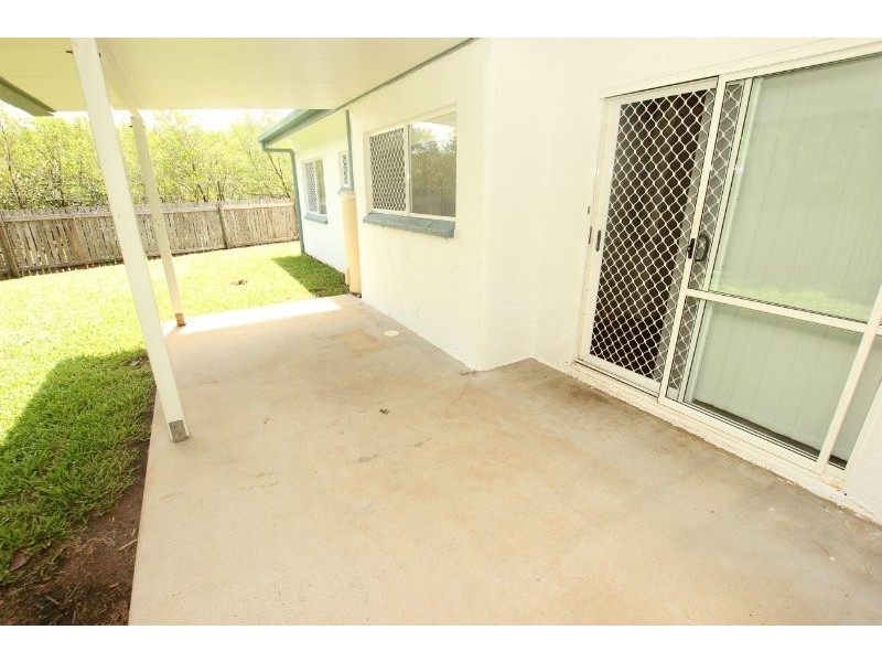 2/88 Little Street, Manunda QLD 4870