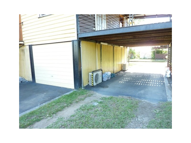 42 Jones Street, Westcourt QLD 4870