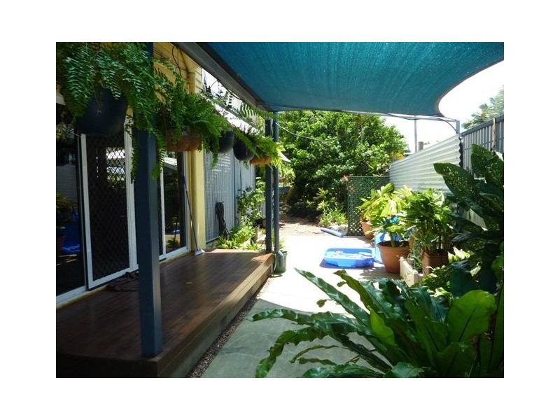 236 Aumuller Street, Westcourt QLD 4870