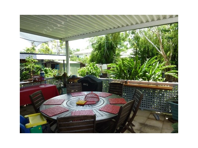 236 Aumuller Street, Westcourt QLD 4870