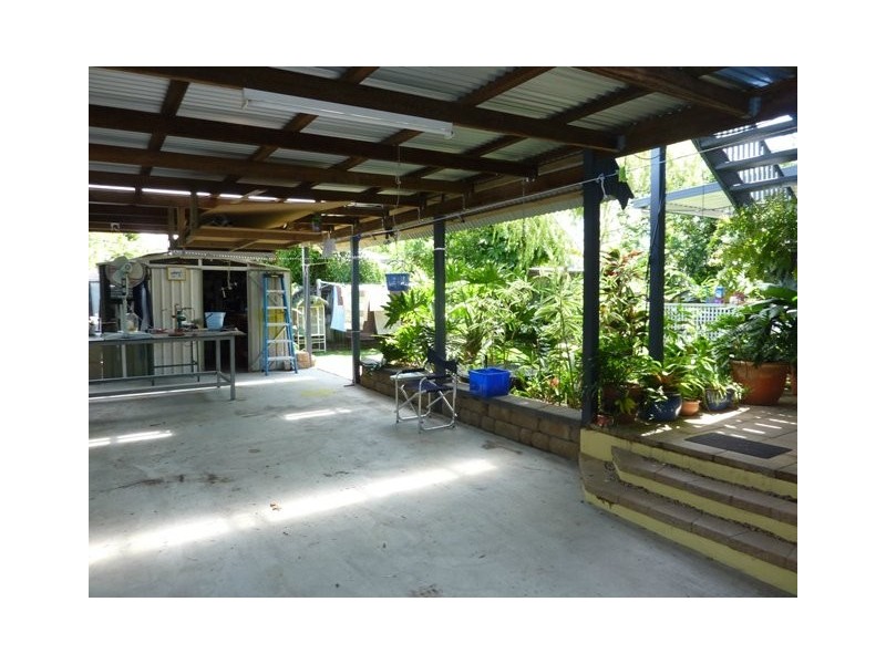 236 Aumuller Street, Westcourt QLD 4870