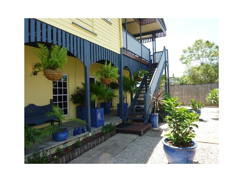 236 Aumuller Street, Westcourt QLD 4870