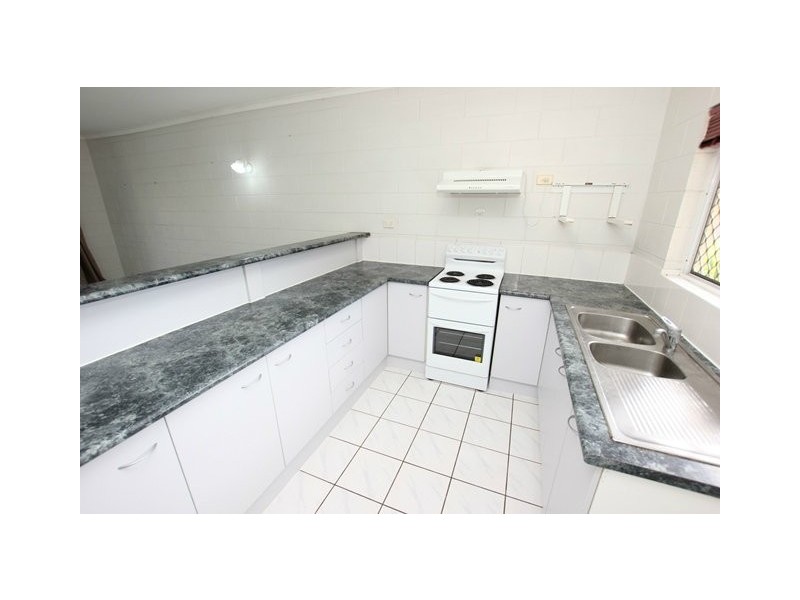 Manunda QLD 4870