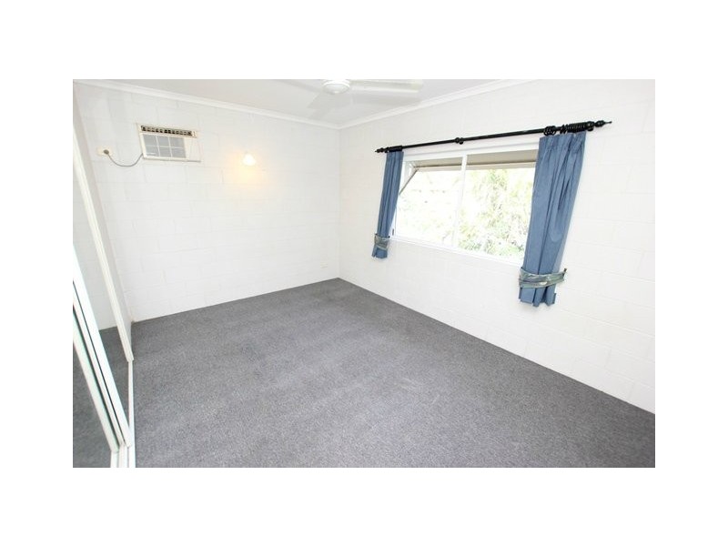 Manunda QLD 4870