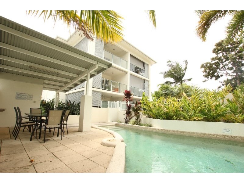 Trinity Beach QLD 4879