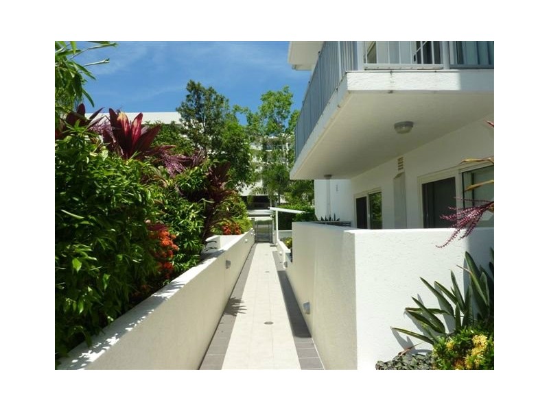 Trinity Beach QLD 4879