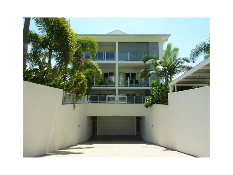 Trinity Beach QLD 4879