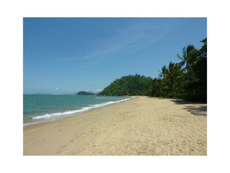 Trinity Beach QLD 4879