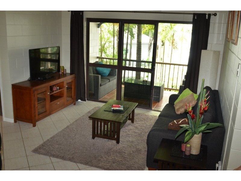 8/21 -25 Cedar Road, Palm Cove QLD 4879