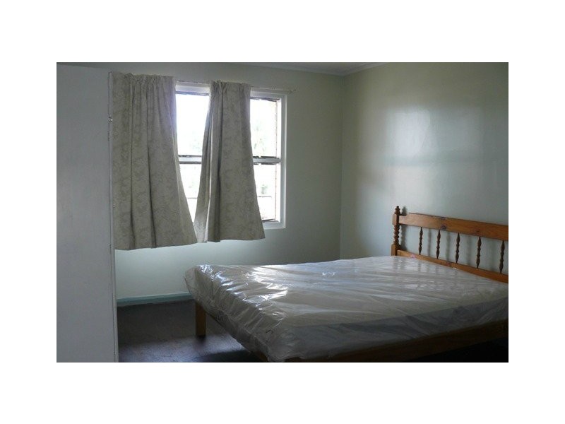 Westcourt QLD 4870