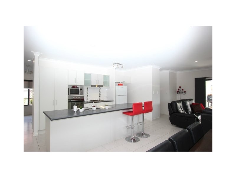 12 Montalbion Ave, Trinity Beach QLD 4879