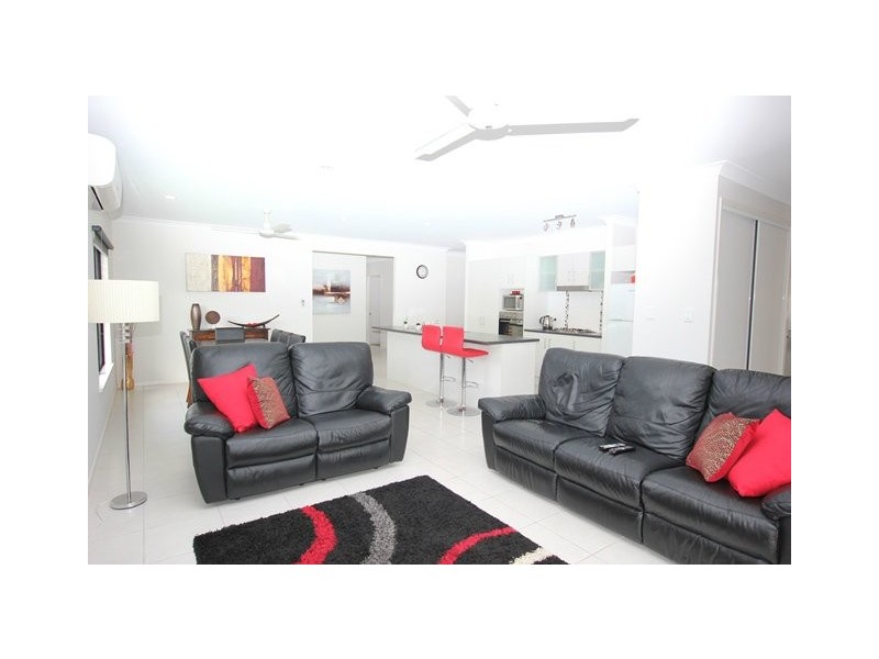 12 Montalbion Ave, Trinity Beach QLD 4879