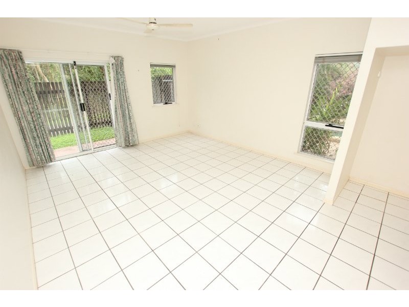 Manoora QLD 4870