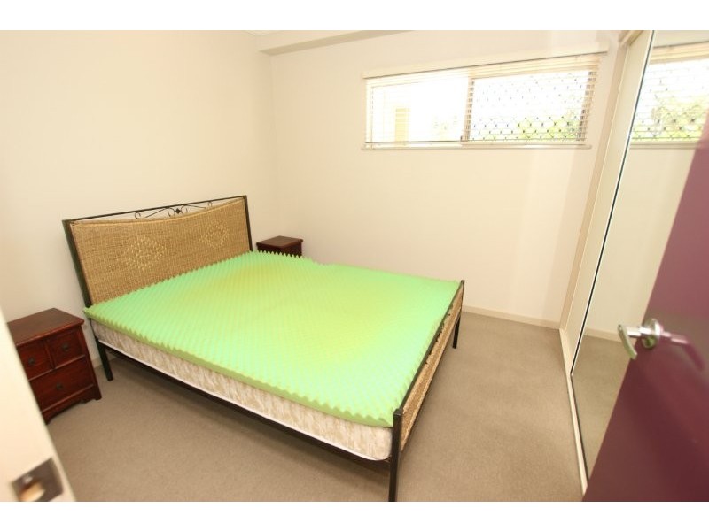 Manoora QLD 4870