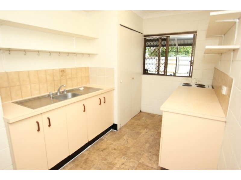 Manoora QLD 4870