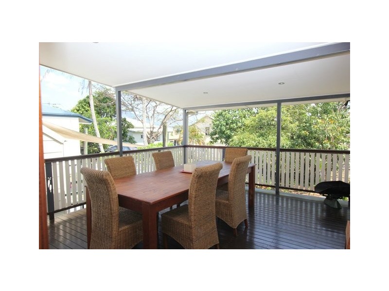 14 Lumley Street, Cairns City QLD 4870
