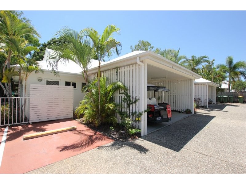 Palm Cove QLD 4879