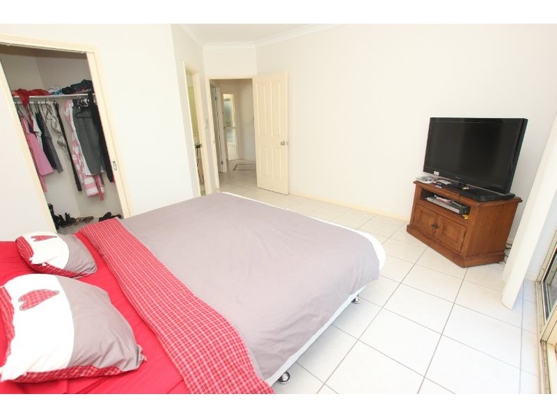 Bentley Park QLD 4869