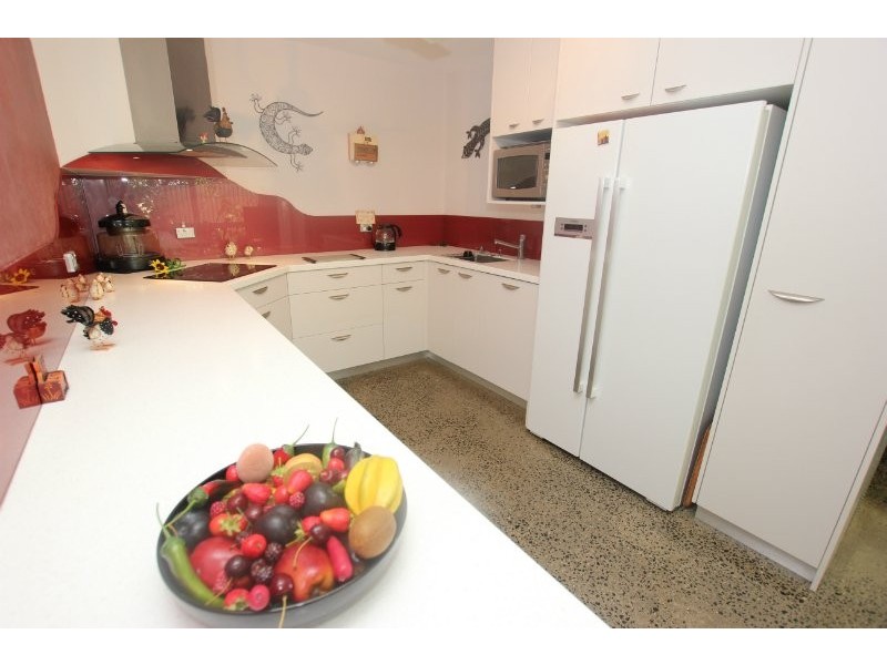 Holloways Beach QLD 4878