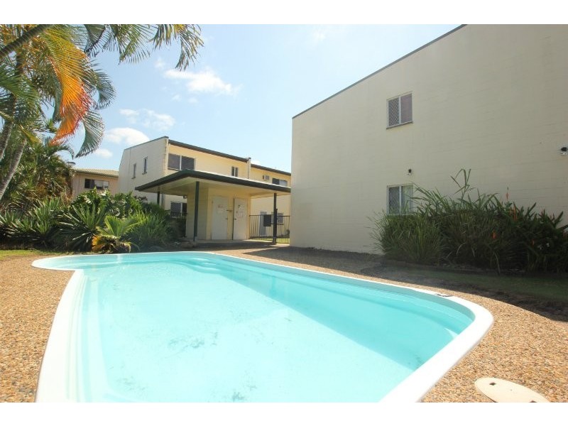 12 11-12 Maytown Close, Manoora QLD 4870