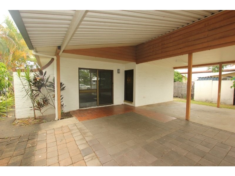 Yorkeys Knob QLD 4878