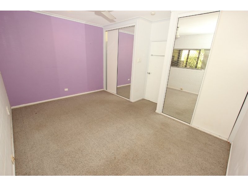 18 Hermes Close, Mooroobool QLD 4870