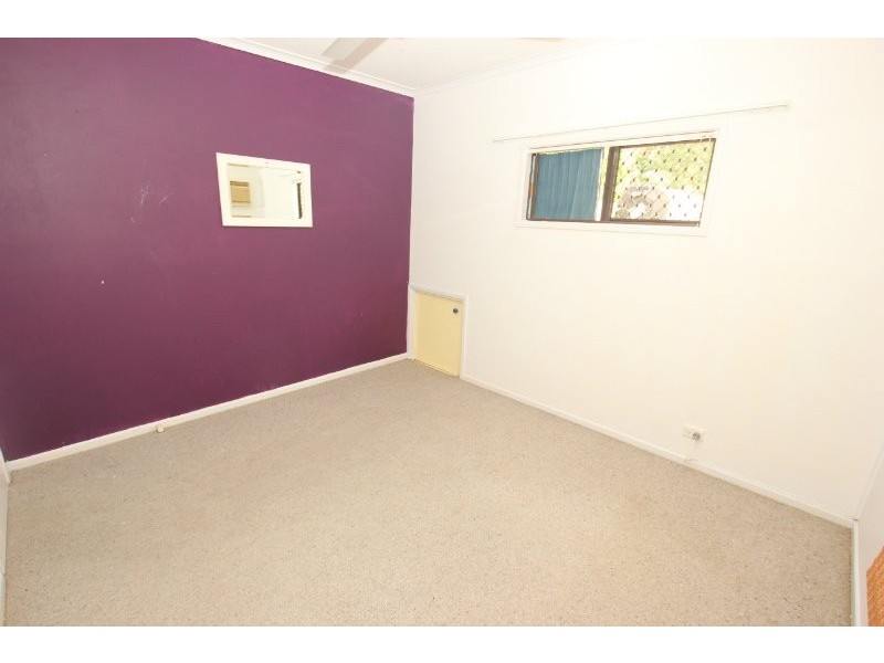 18 Hermes Close, Mooroobool QLD 4870