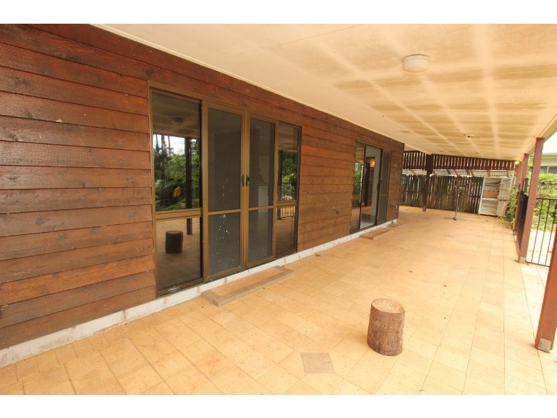 18 Hermes Close, Mooroobool QLD 4870