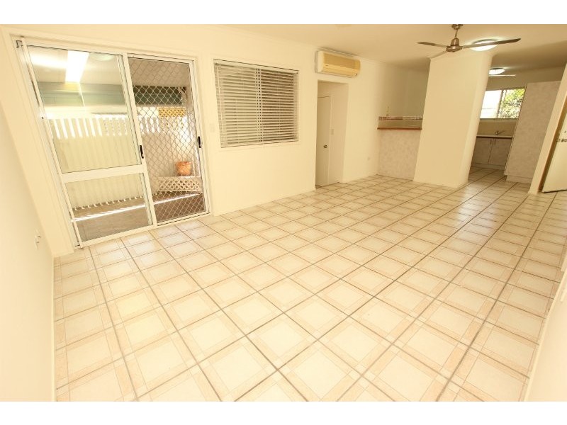 Manoora QLD 4870