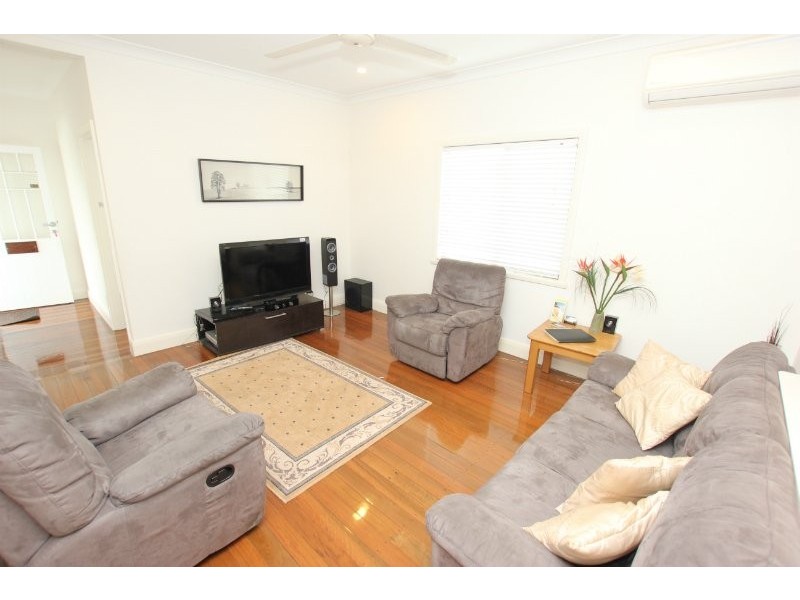 29 Hill Street, Manunda QLD 4870