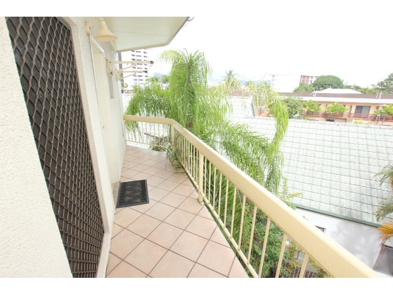 Cairns North QLD 4870