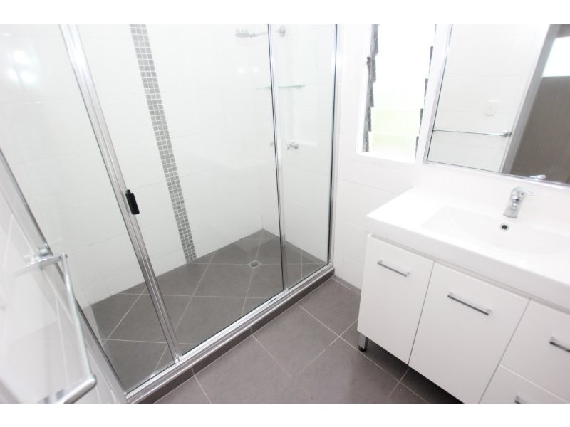 Westcourt QLD 4870