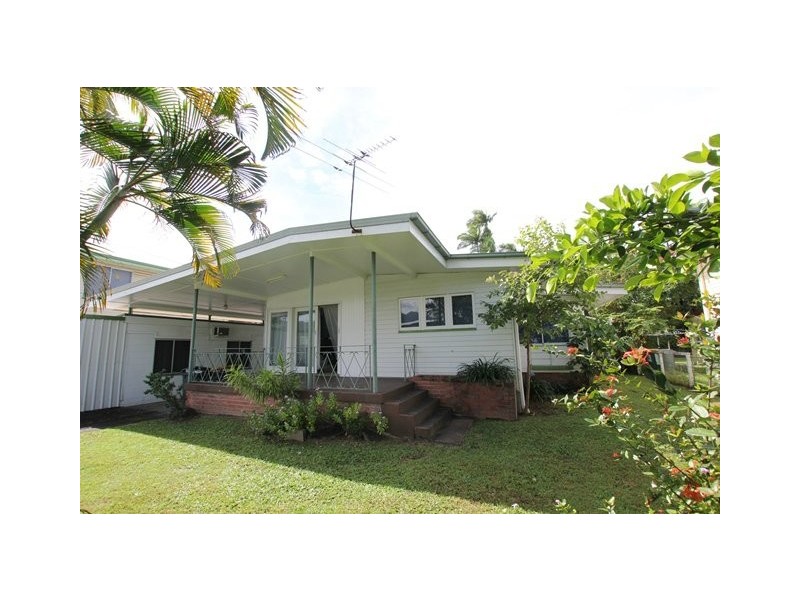 Westcourt QLD 4870