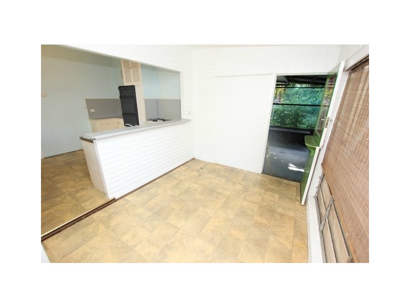 Westcourt QLD 4870