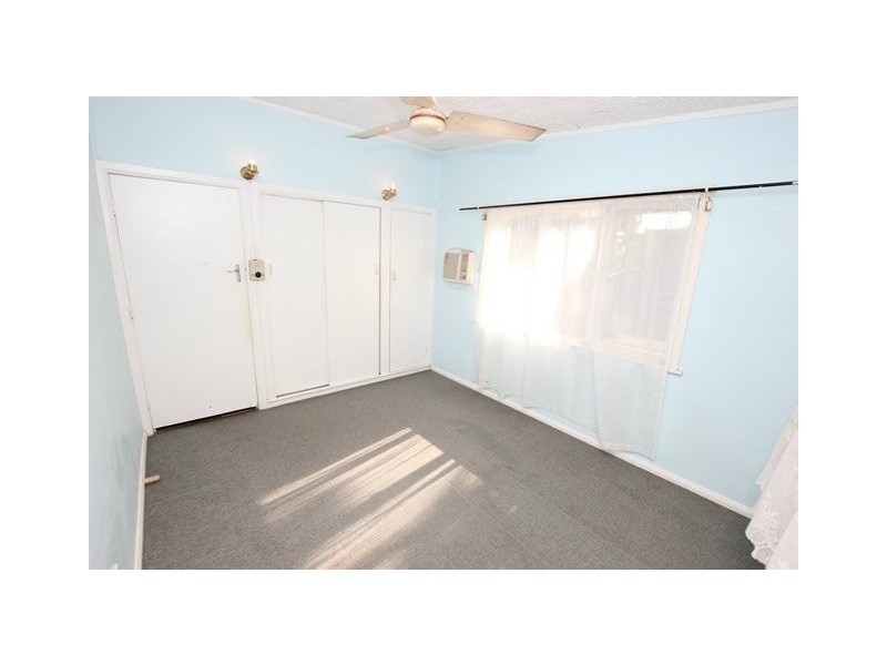 Westcourt QLD 4870