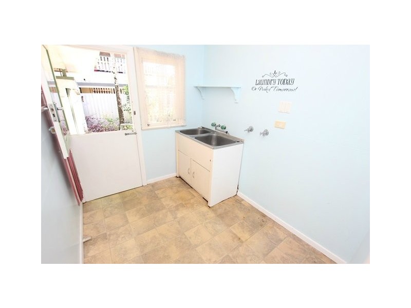 Westcourt QLD 4870