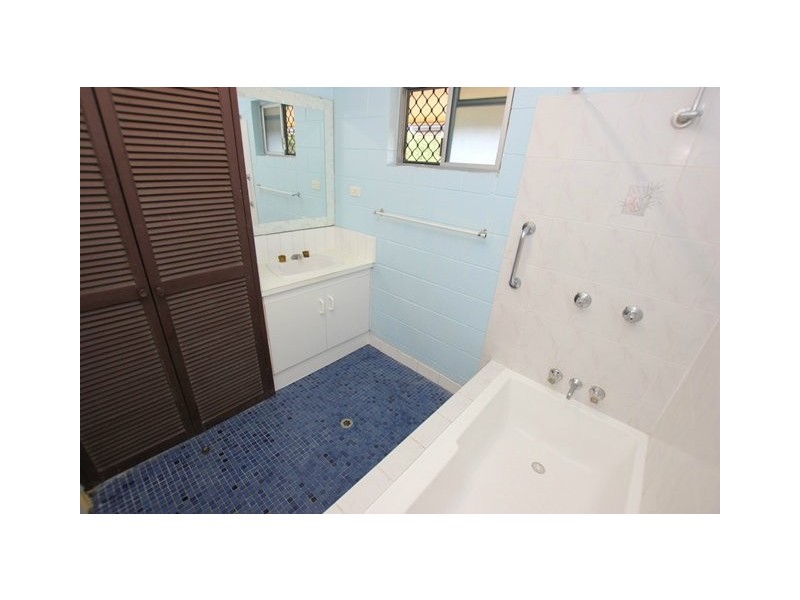 Woree QLD 4868