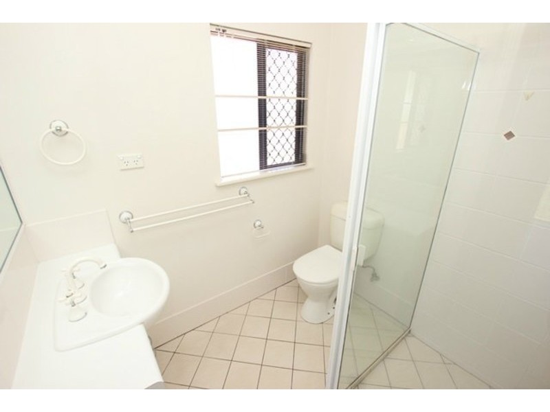 Bentley Park QLD 4869