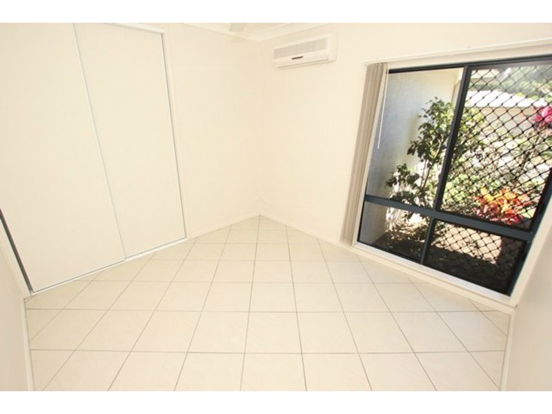 Bentley Park QLD 4869