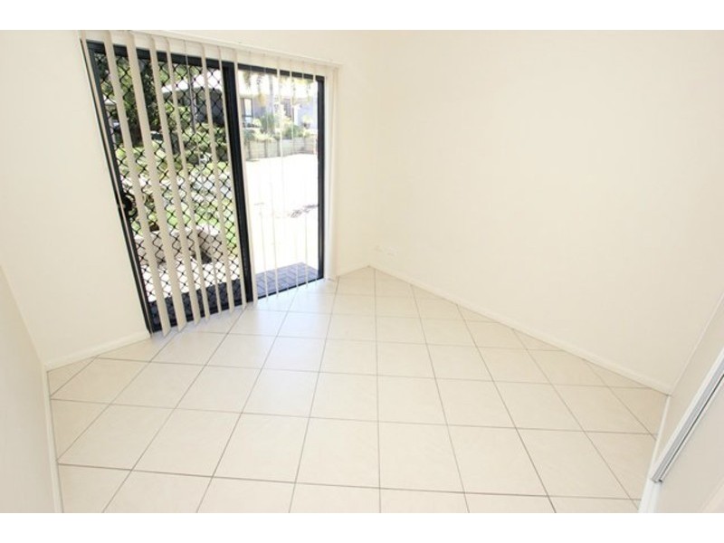 Bentley Park QLD 4869