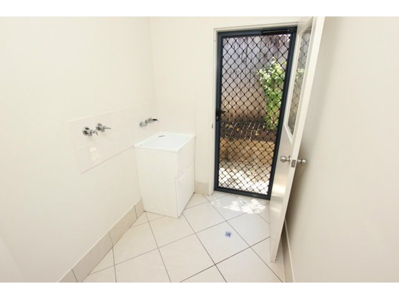 Bentley Park QLD 4869